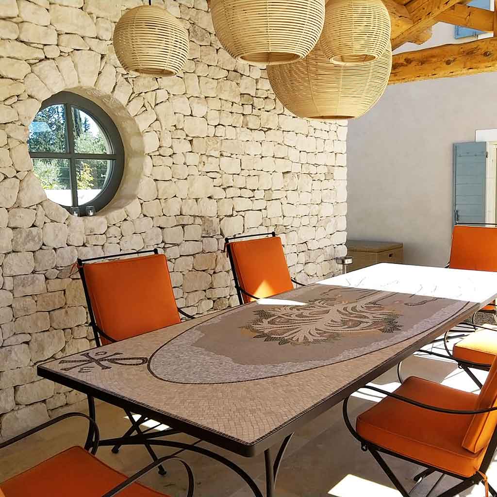 Table en mosaique pour pool house