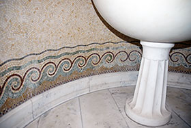 salle de bain en mosaique antique